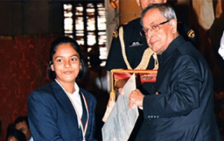 Saina Salonika receives National Child Award